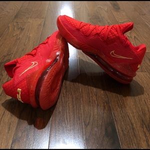 Nike LeBron 17 Low x Titan red color way